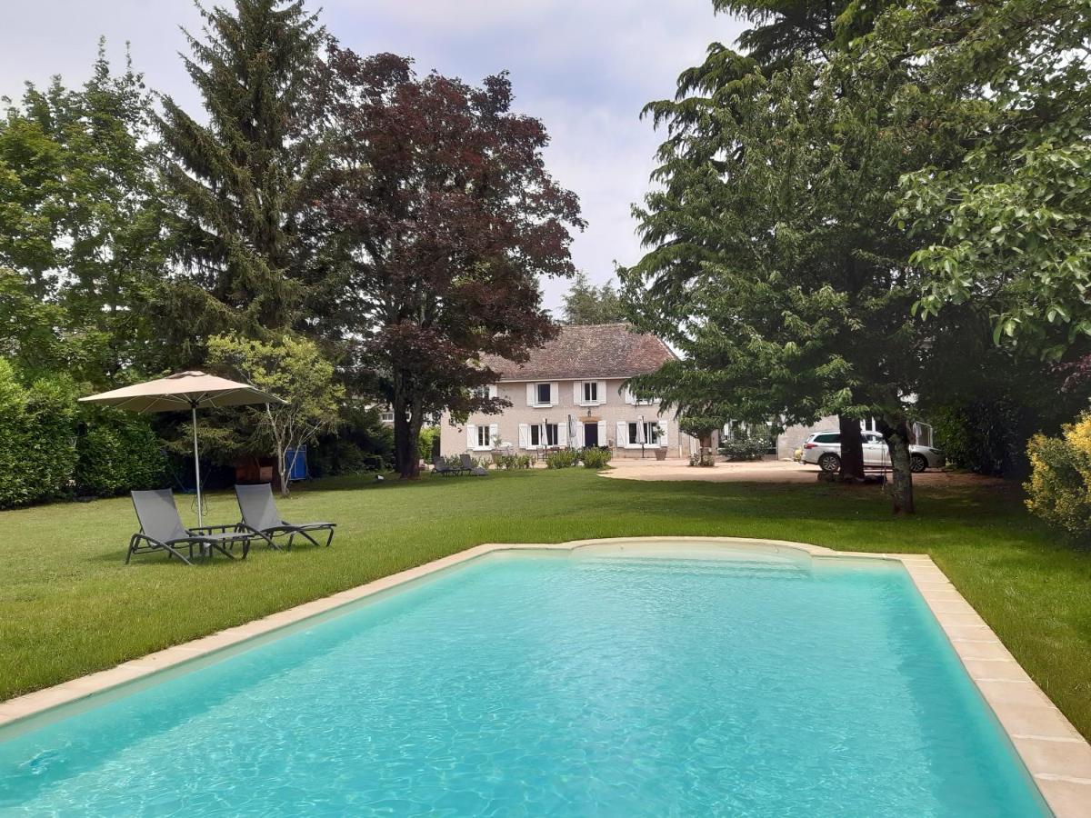 Le Domaine Du Chaffard Bed & Breakfast เลซาวีแนร์ ภายนอก รูปภาพ